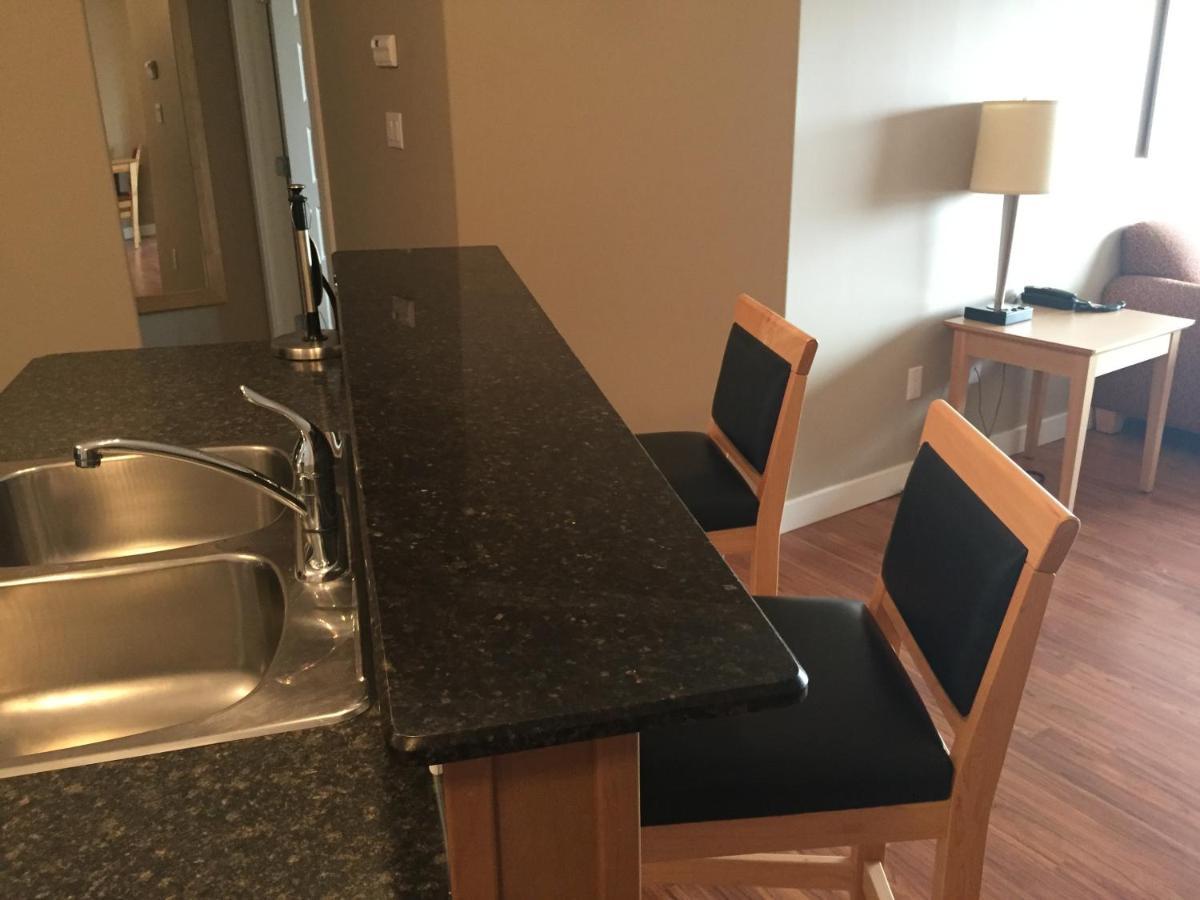 Clearwater Residence Hotel Timberlea Fort Mcmurray Kültér fotó