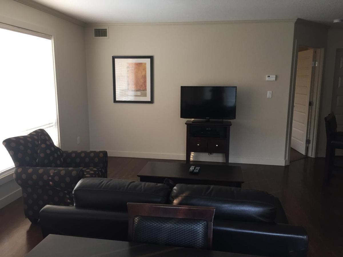 Clearwater Residence Hotel Timberlea Fort Mcmurray Kültér fotó